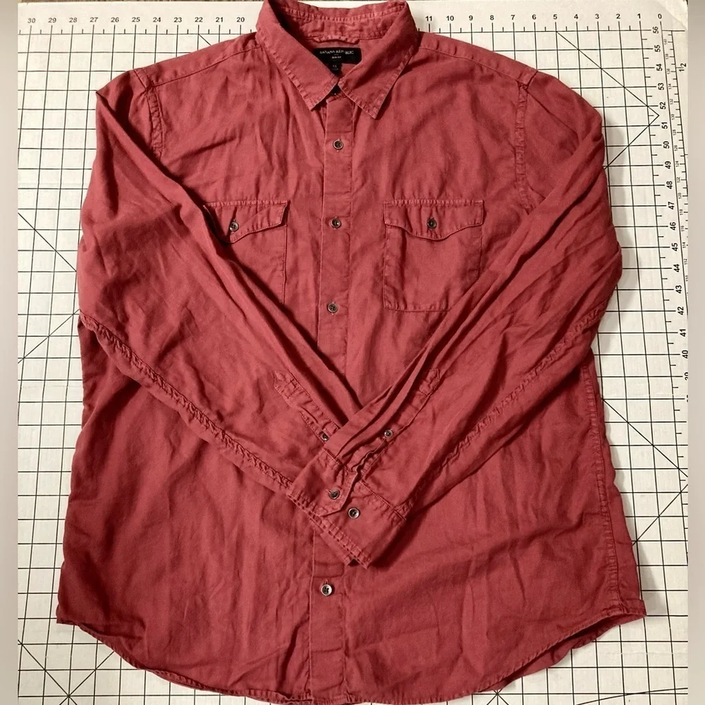 Banana Republic‎ Men’s XL Slim Fit Red Button Down Shirt